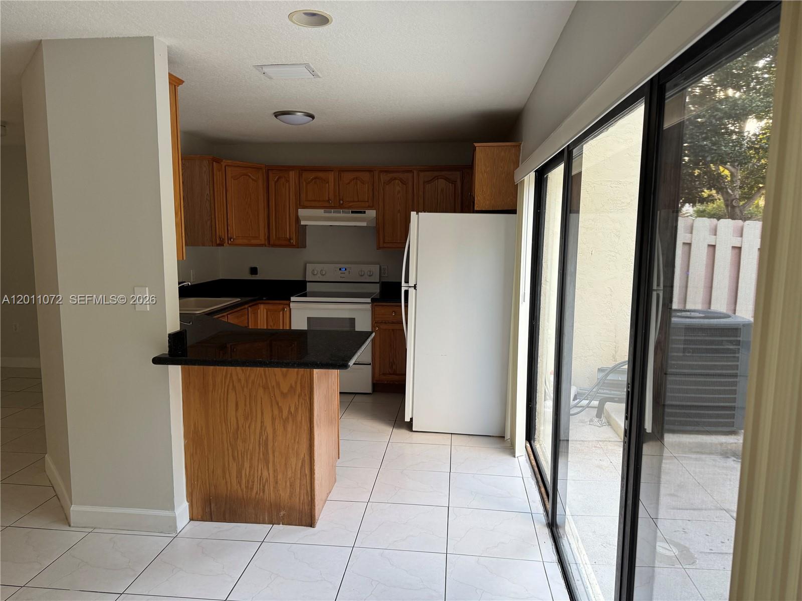 3811 Simms Street, Unit 3811 Hollywood, FL 33021 - Photo 5 of 26