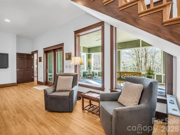 $1,500,000 | 720 Overlook Drive, Flat Rock, NC 28731