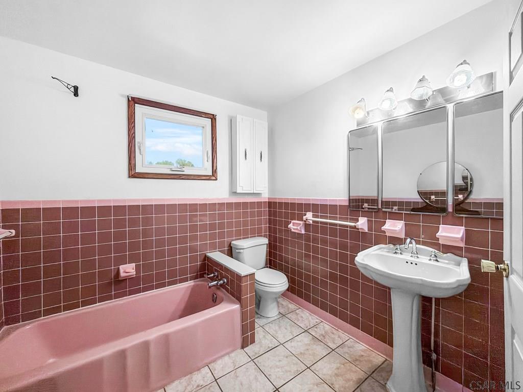 389 Ridgeview Lane Johnstown, PA 15909 - Photo 36 of 60