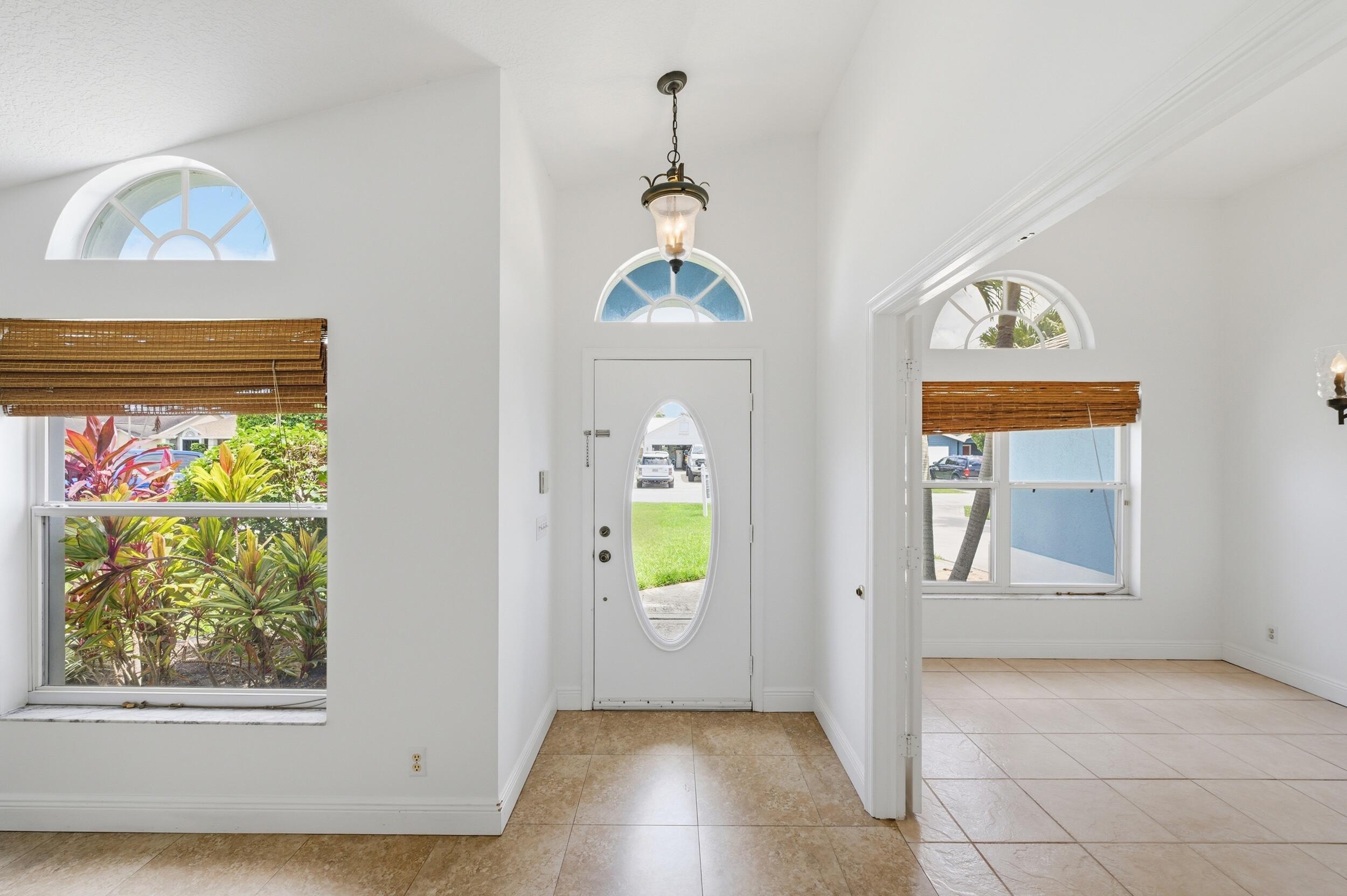 6141 Michael Street Jupiter, FL 33458 - Photo 4 of 19 5__dsc1743