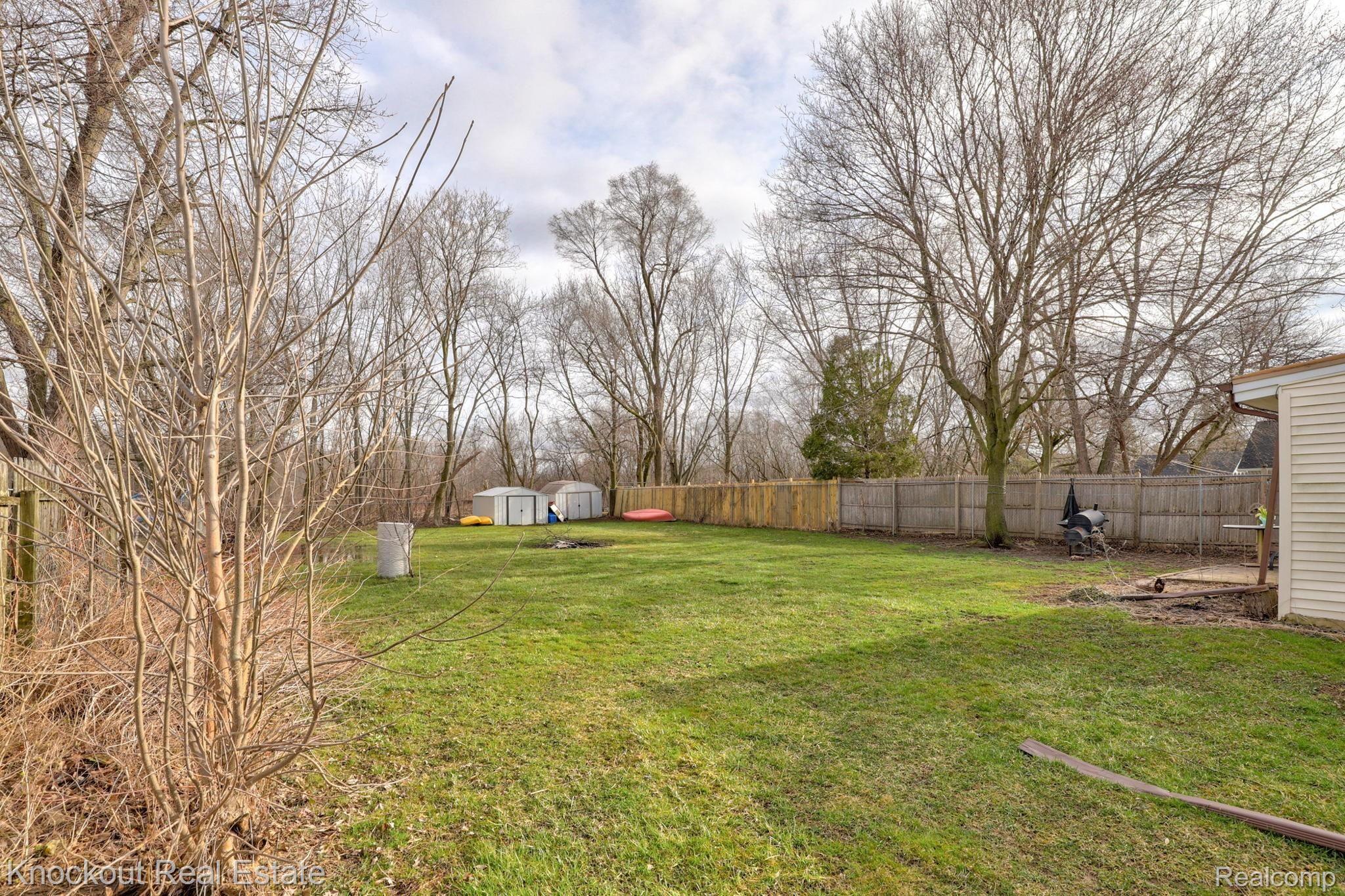7127 Lapeer Road Davison, MI 48423 - Photo 25 of 28 25-web-or-mls-7127 Lapeer Rd Davison - 25.jpg