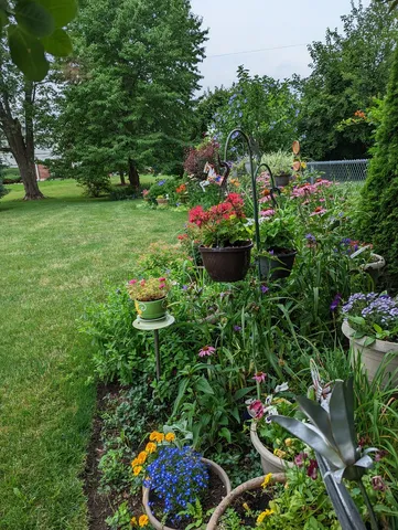 $600,000 | 716 West Techny Road, Arlington Heights, IL 60004