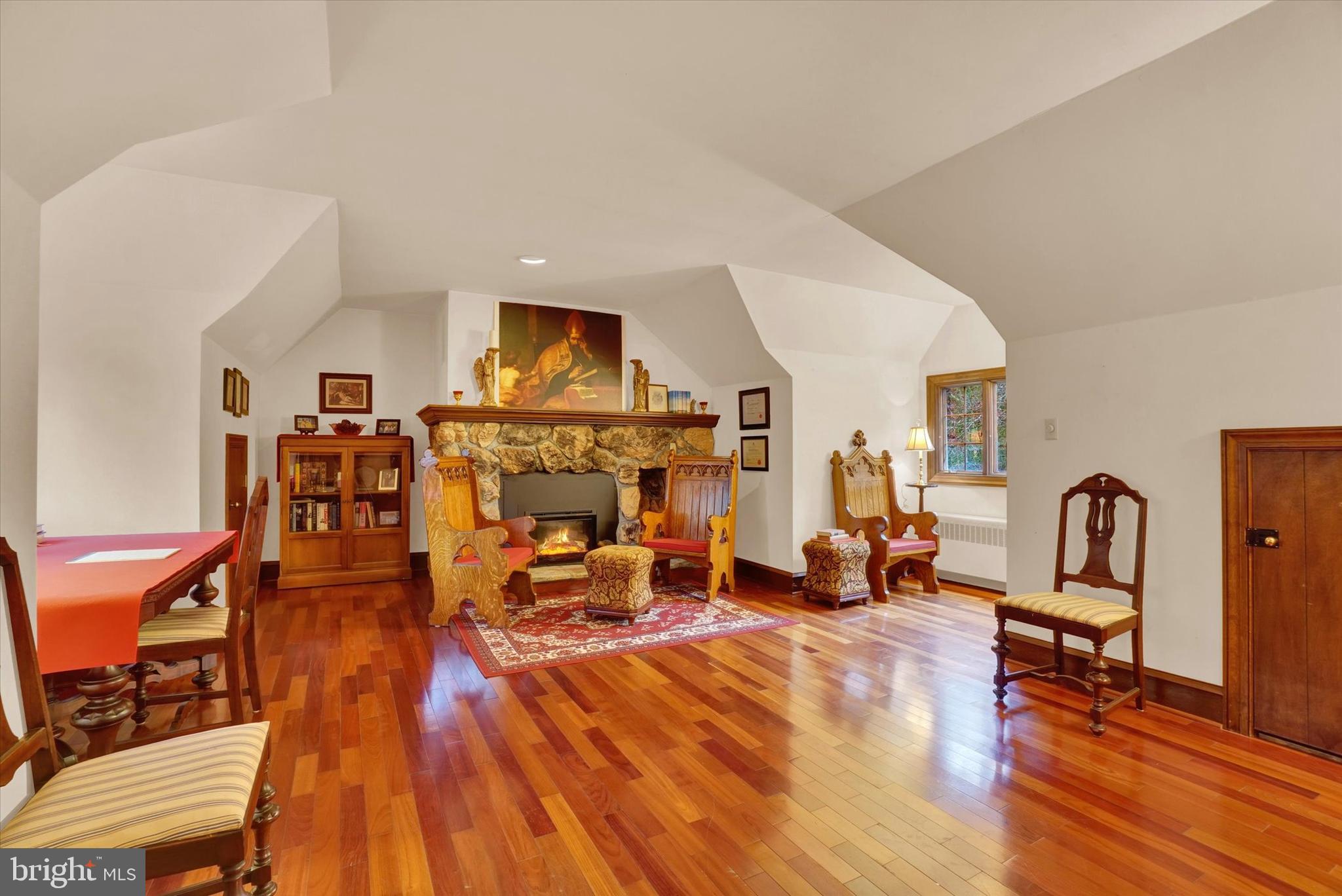 180 Candy Road Mohnton, PA 19540 - Photo 32 of 58 Master bedroom sitting room