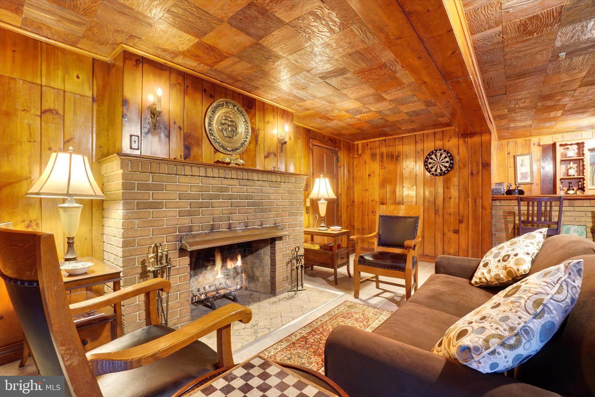 180 Candy Road Mohnton, PA 19540 - Photo 40 of 58 Club/game room