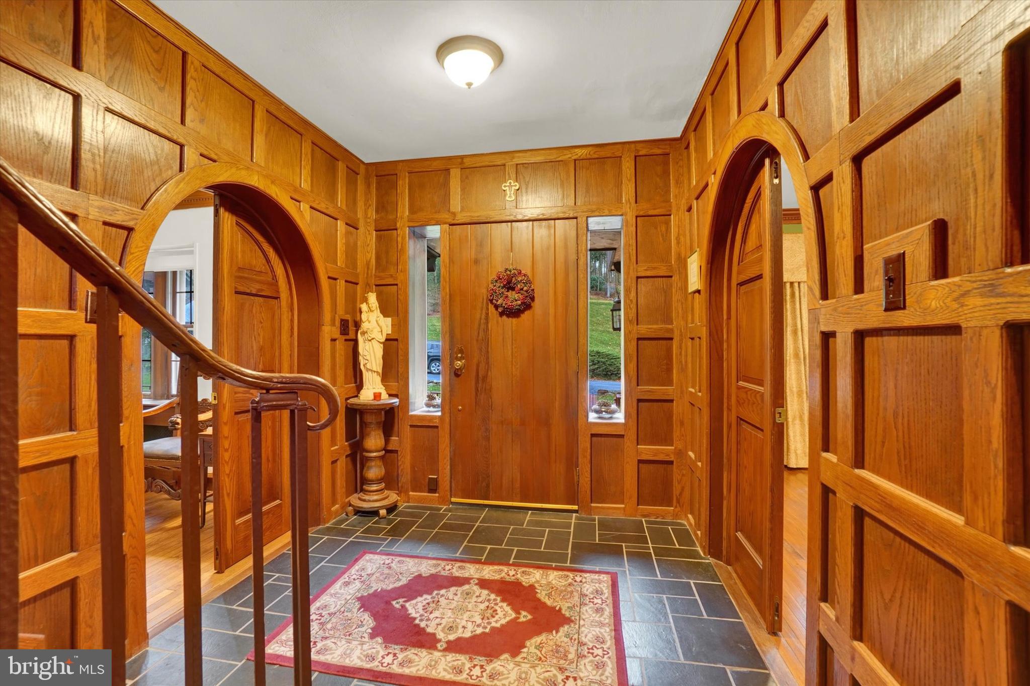 180 Candy Road Mohnton, PA 19540 - Photo 4 of 58 Foyer toward front door