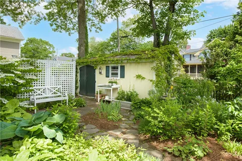 $999,000 | 21 2nd Street, Barrington, RI 02806