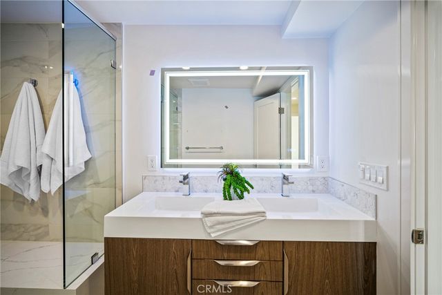 $1,950,000 | 26036 View Point Drive East, Unit 93, Dana Point, CA 92624