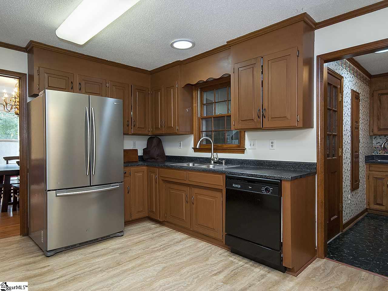 201 Timbrooke Way Easley, SC 29642 - Photo 12 of 31 Gallery Image 12