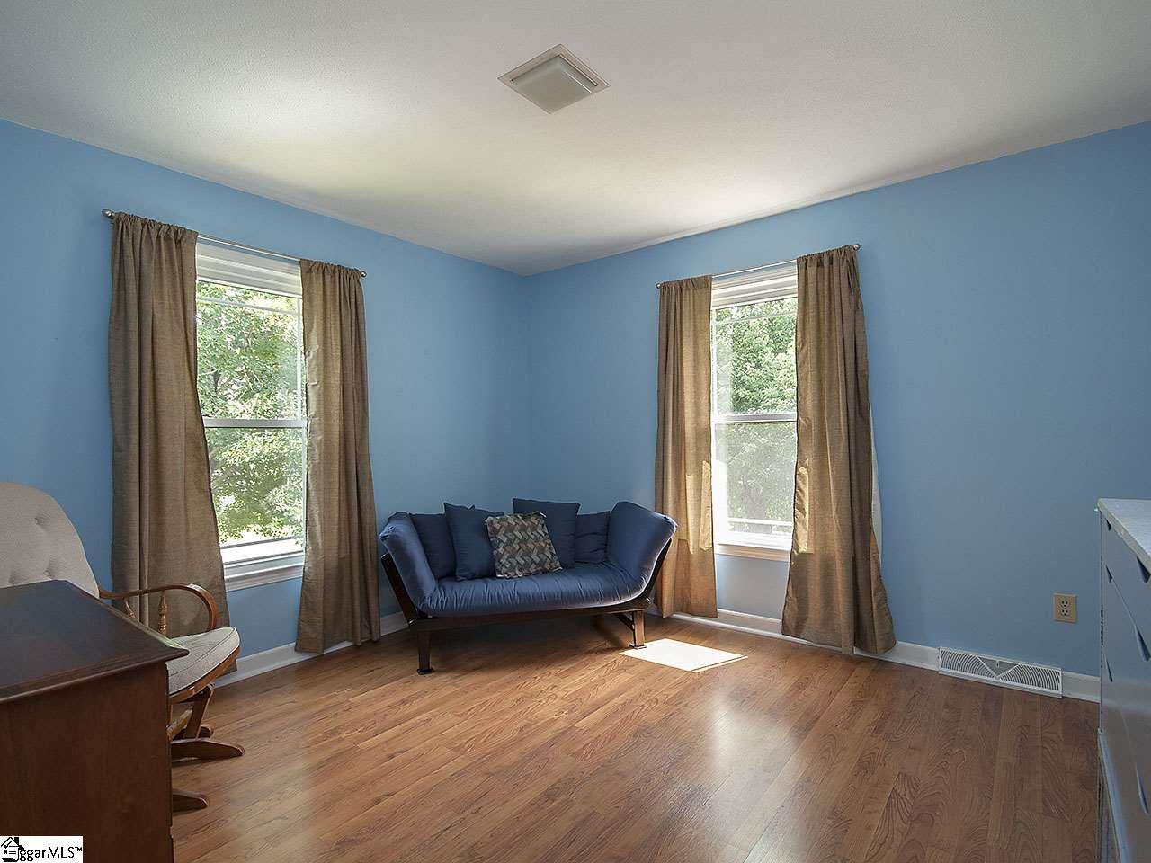 201 Timbrooke Way Easley, SC 29642 - Photo 22 of 31 Gallery Image 22