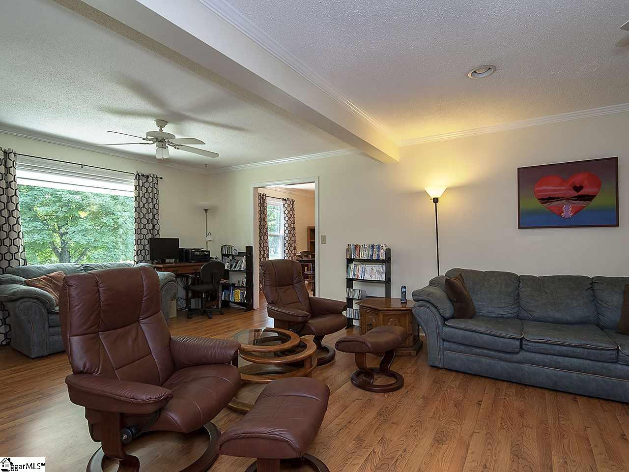 201 Timbrooke Way Easley, SC 29642 - Photo 7 of 31 Gallery Image 7