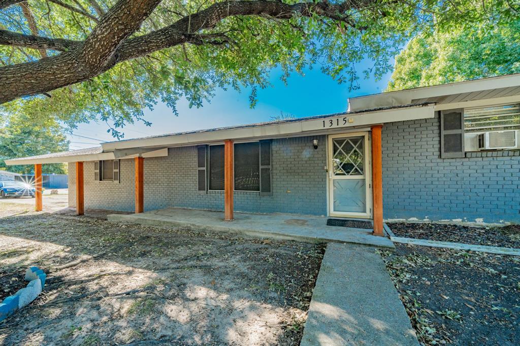 1315 Gateway Drive Wills Point, TX 75169 - Photo 3 of 36