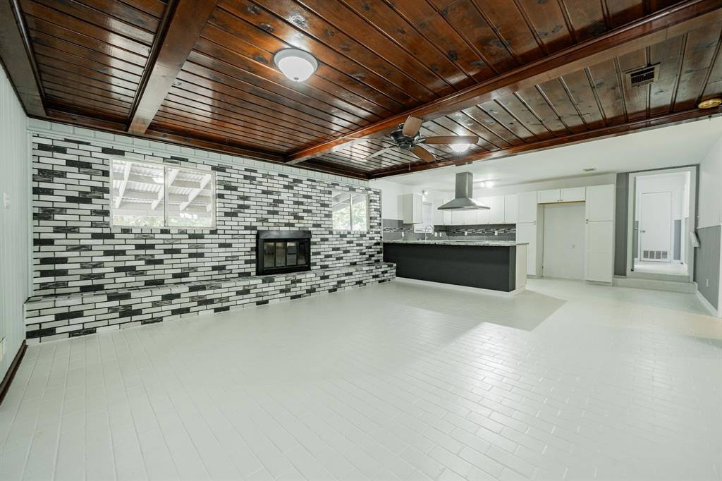 1315 Gateway Drive Wills Point, TX 75169 - Photo 5 of 36