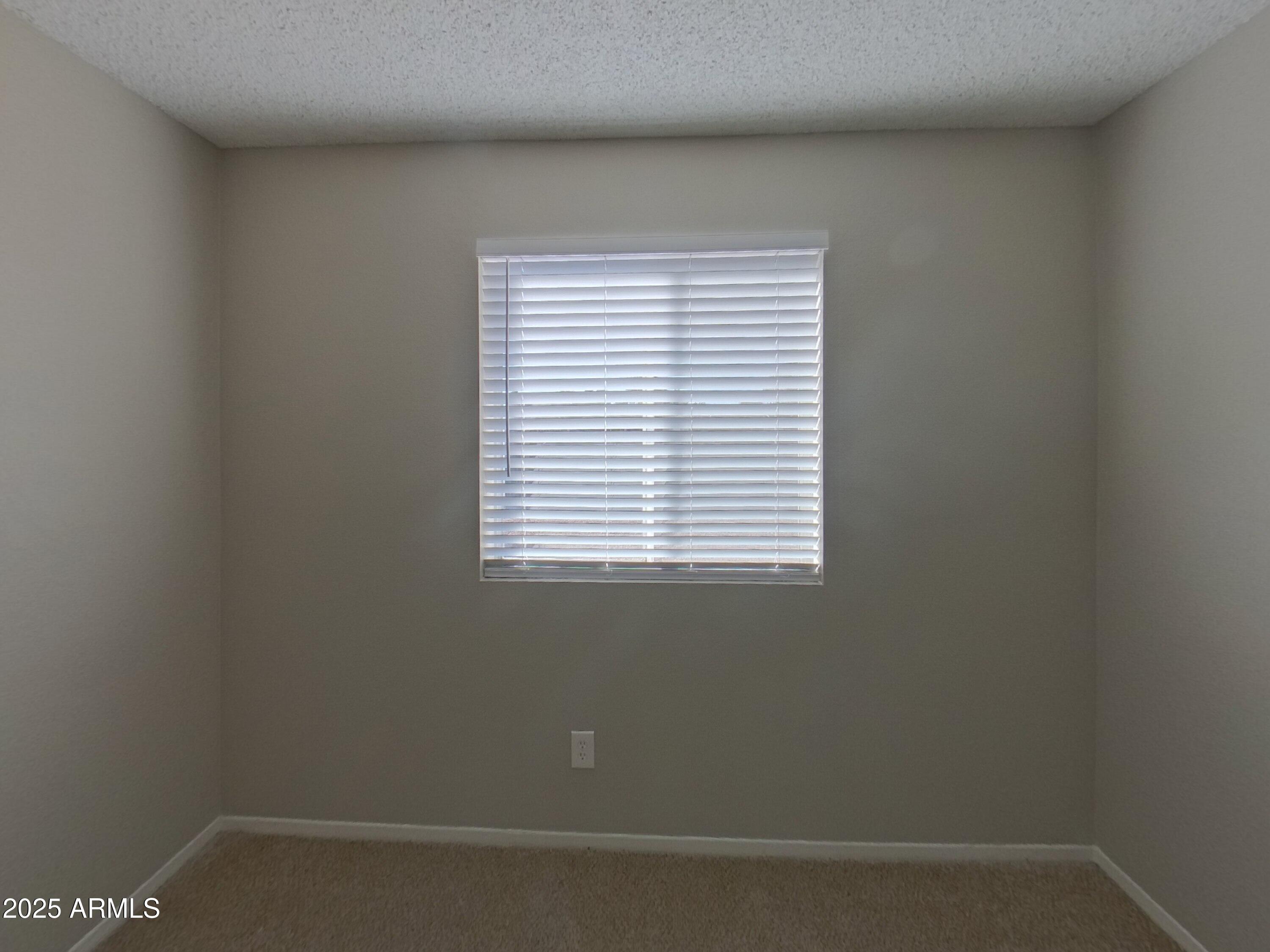 1013 West Anderson Drive Phoenix, AZ 85023 - Photo 11 of 16 10_pc_Fkz79Q6GSZ_CqtGaZ0l5z_layout_1