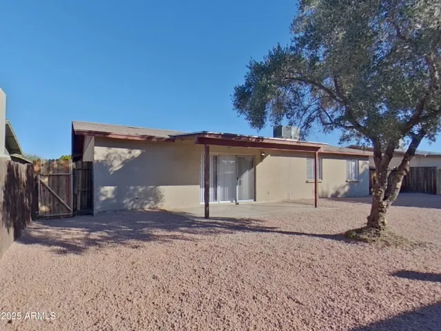 $1,939 | 1013 West Anderson Drive, Phoenix, AZ 85023