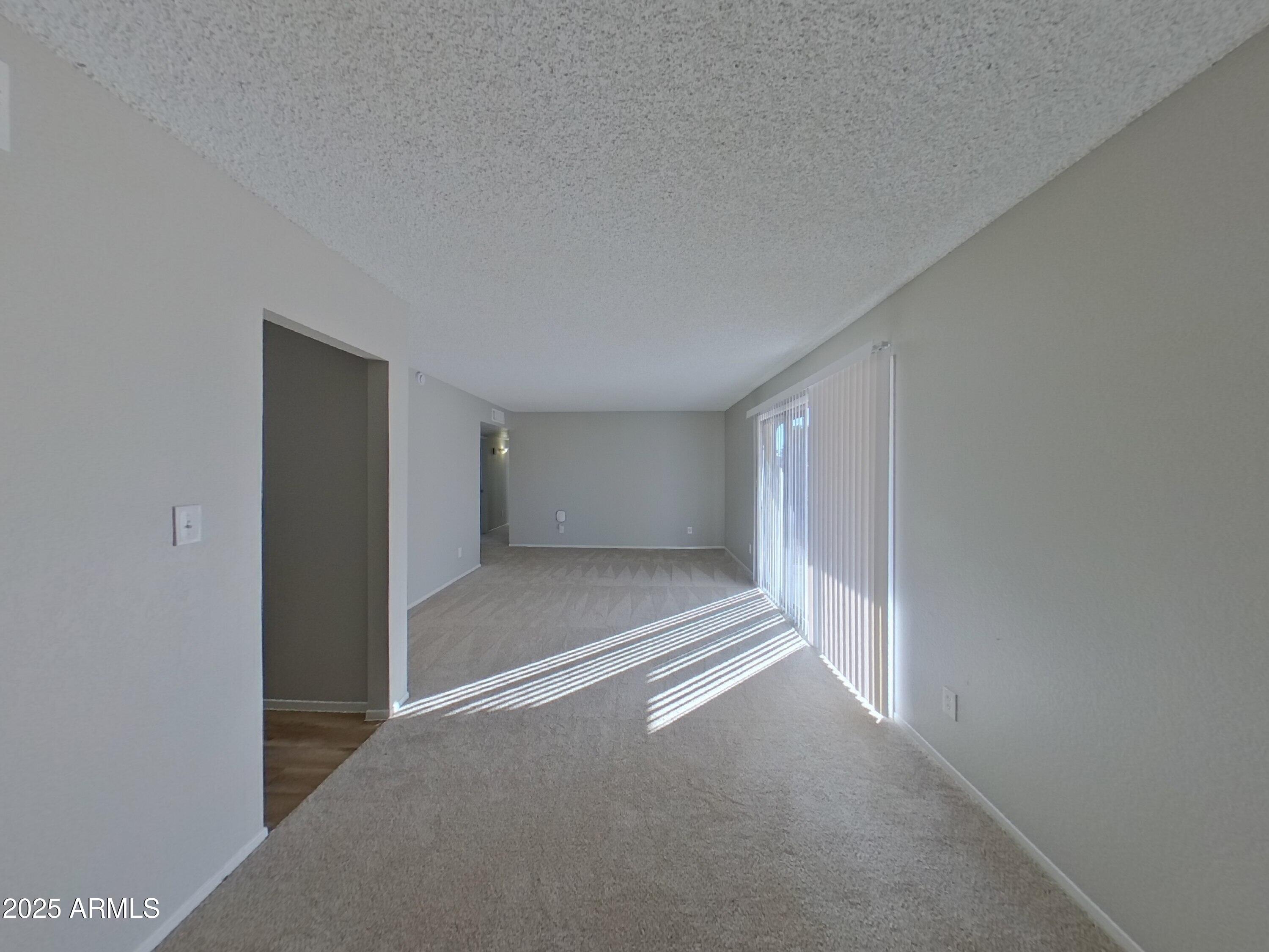 1013 West Anderson Drive Phoenix, AZ 85023 - Photo 2 of 16 1_pc_qH2B79xarj_JK8dog9r4O_layout_0