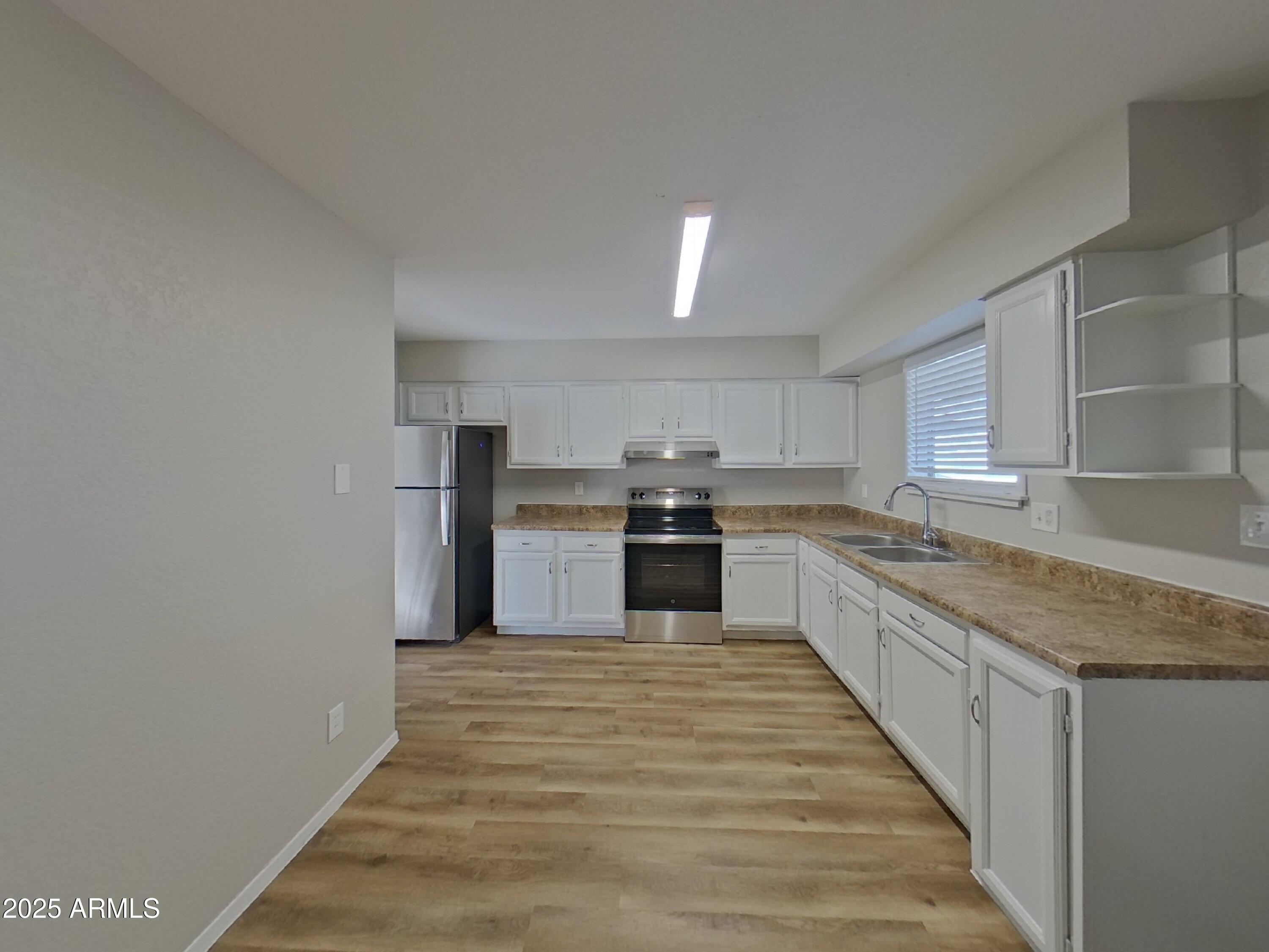 1013 West Anderson Drive Phoenix, AZ 85023 - Photo 5 of 16 4_pc_AlG39Ekzo9_mUWPD8V2t9_layout_2