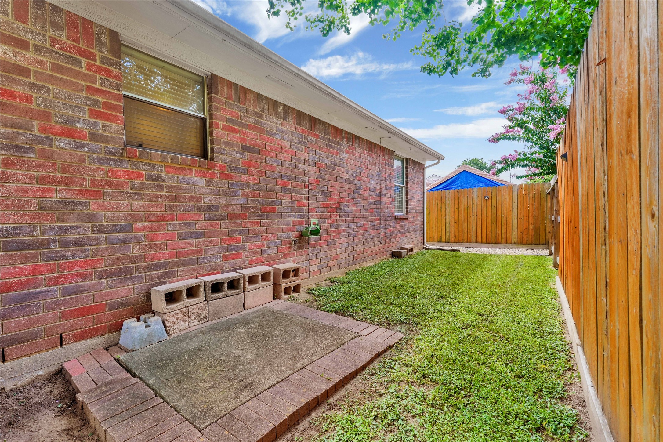 2923 Rising Sun Road Katy, TX 77449 - Photo 31 of 35 a view of a backyard with plants