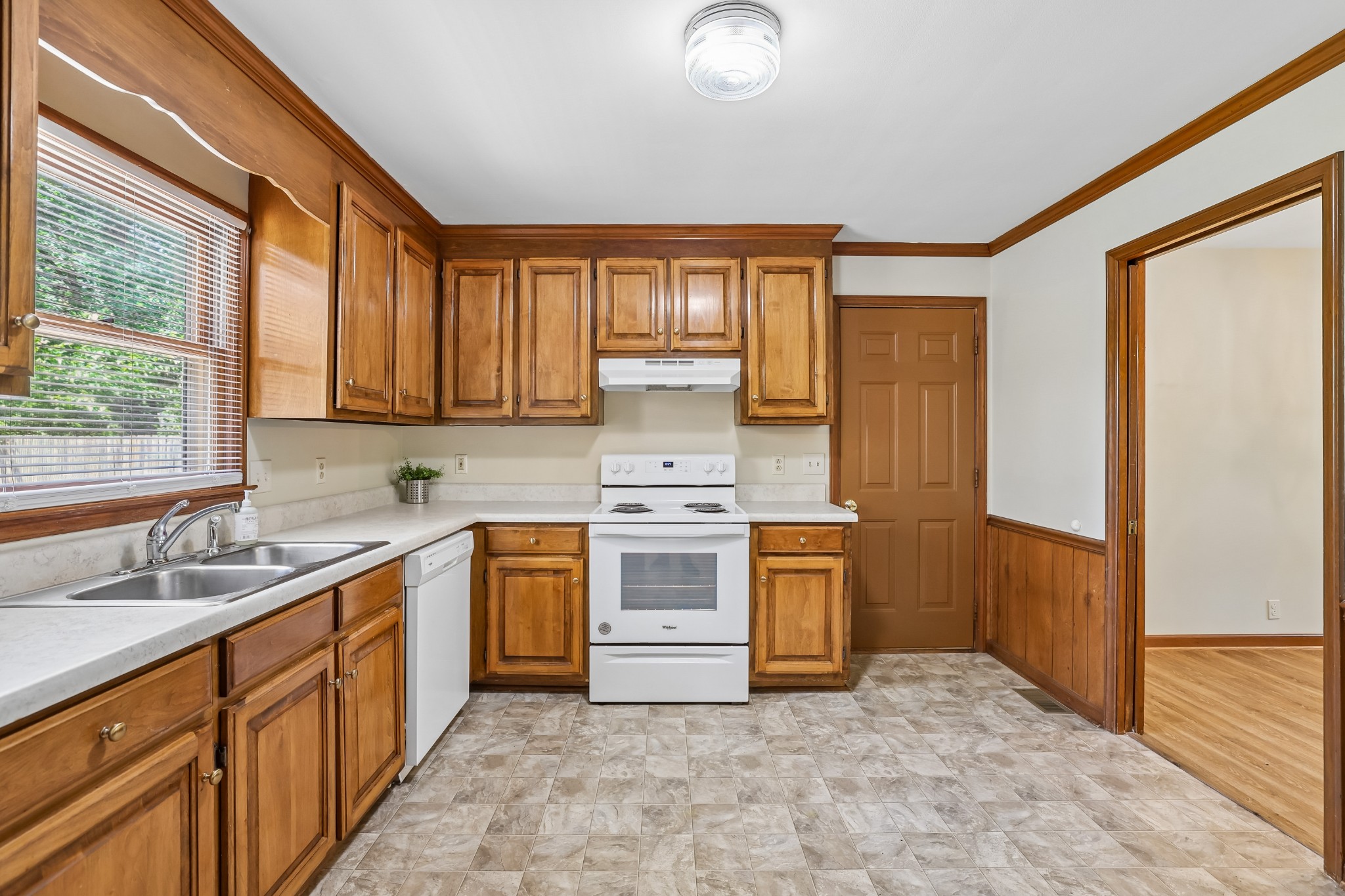 1419 Avon Road Murfreesboro, TN 37129 - Photo 11 of 39