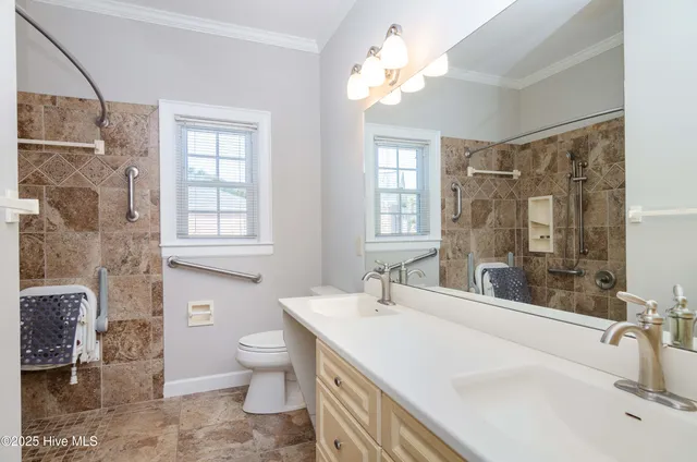 $2,645 | 355 Club Court, Wilmington, NC 28412