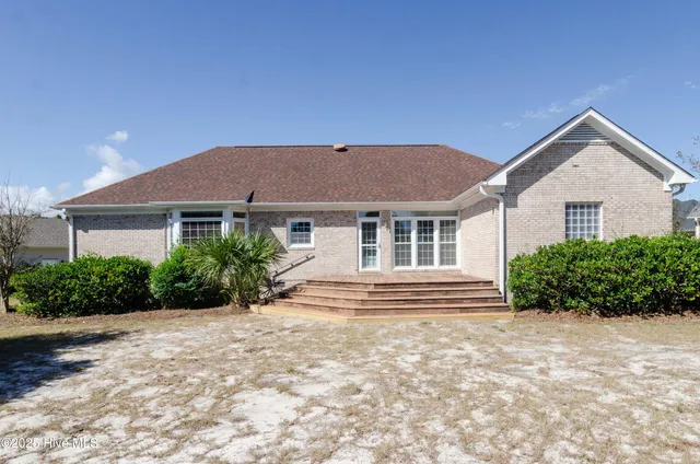 $2,645 | 355 Club Court, Wilmington, NC 28412