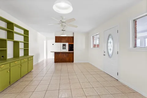 $299,000 | 3601 East Jasmine Street, Pearland, TX 77581