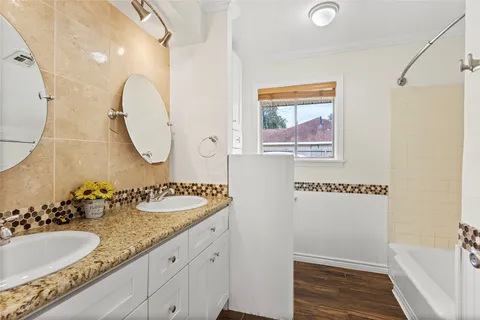 $299,000 | 3601 East Jasmine Street, Pearland, TX 77581