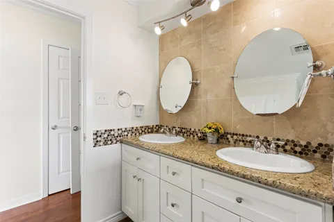 $299,000 | 3601 East Jasmine Street, Pearland, TX 77581