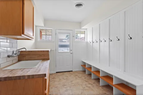 $299,000 | 3601 East Jasmine Street, Pearland, TX 77581