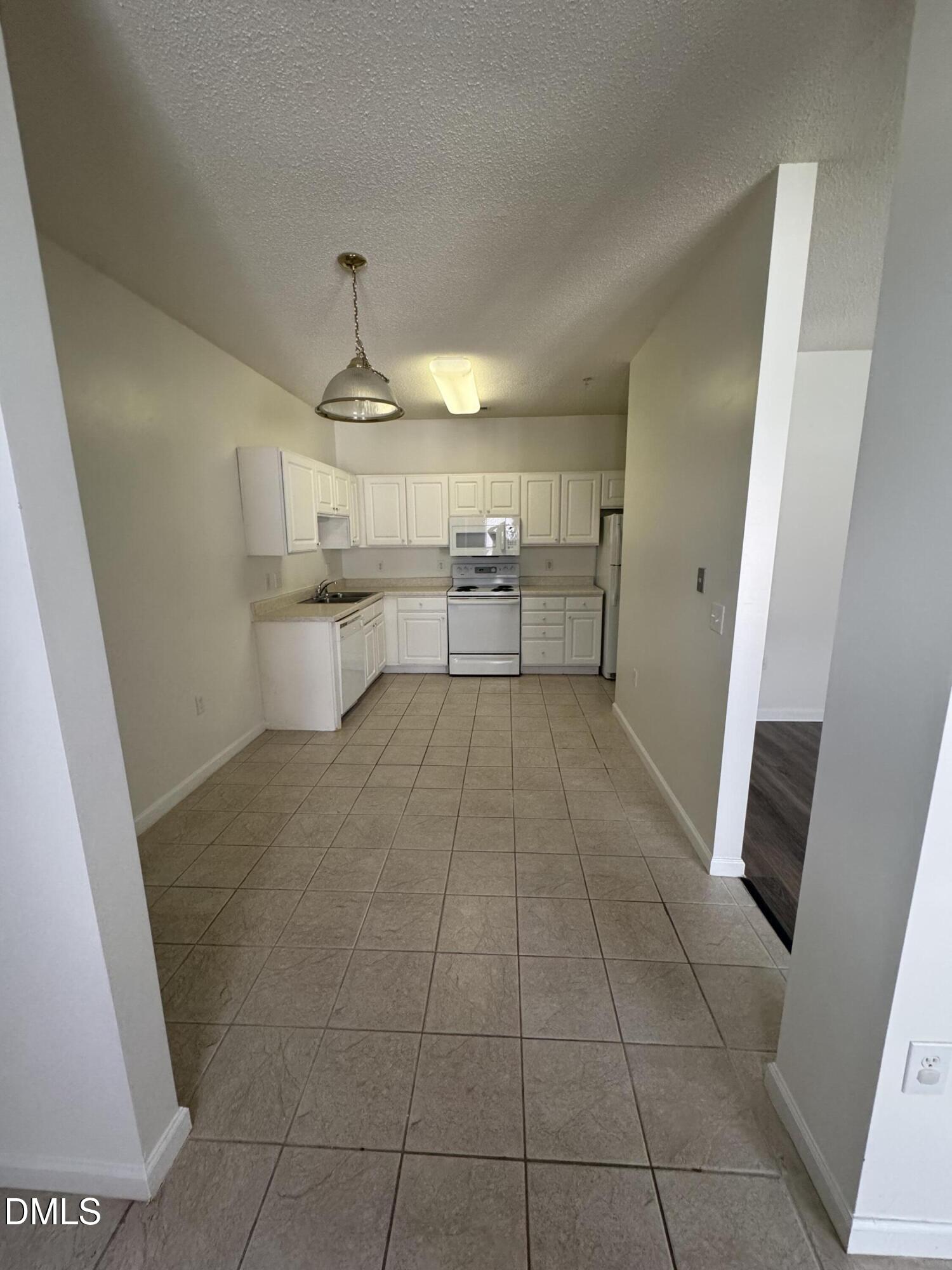 2511 Friedland Place, Unit 202 Raleigh, NC 27617 - Photo 3 of 19