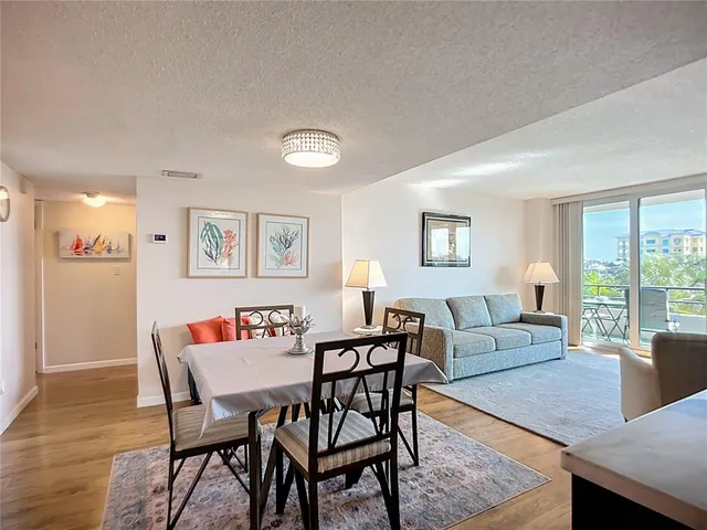 $595,800 | 6415 Midnight Pass Road, Unit 306, Sarasota, FL 34242