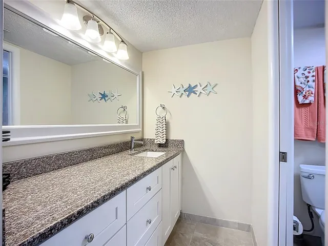 $595,800 | 6415 Midnight Pass Road, Unit 306, Sarasota, FL 34242