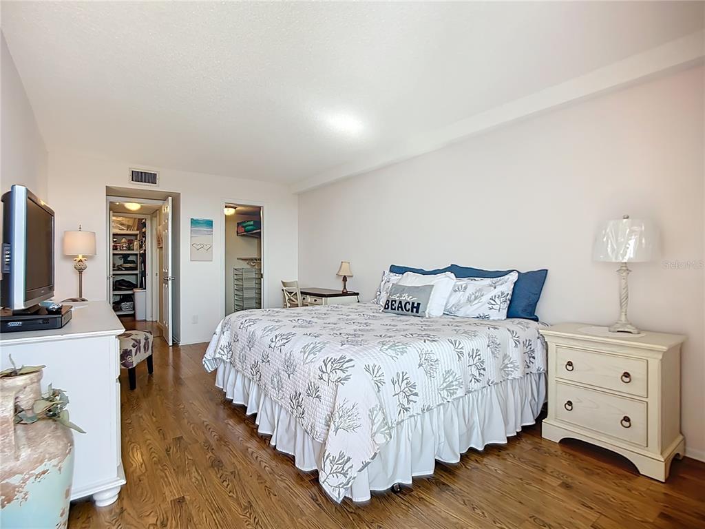 6415 Midnight Pass Road, Unit 306 Sarasota, FL 34242 - Photo 37 of 64