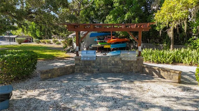 $595,800 | 6415 Midnight Pass Road, Unit 306, Sarasota, FL 34242