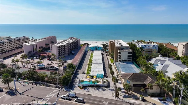 $595,800 | 6415 Midnight Pass Road, Unit 306, Sarasota, FL 34242
