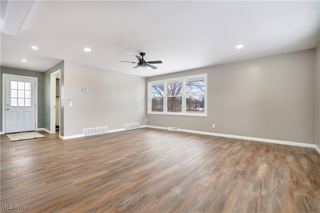 22762 Township Line Road Homeworth, OH 44634 - Photo 18 of 39 Gallery Image 18