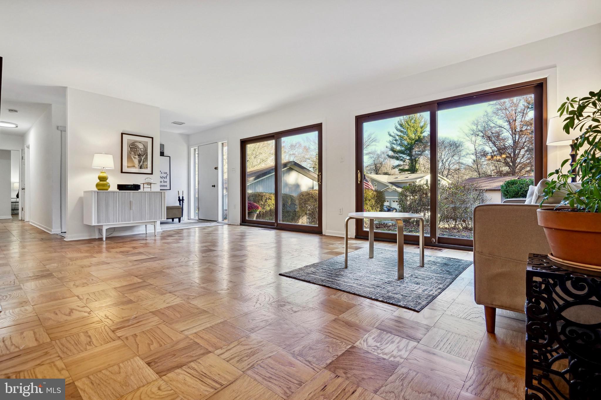 2302 Staley Road Reston, VA 20191 - Photo 3 of 17 Great Natural light (East Facing)