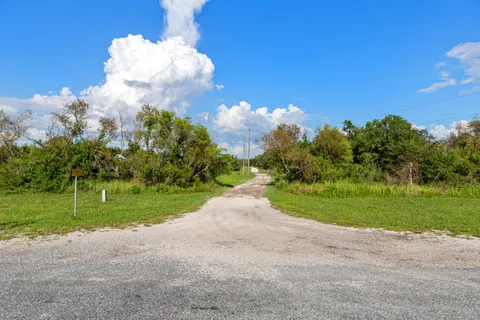 $242,000 | 38203 8th Street East, Myakka City, FL 34251