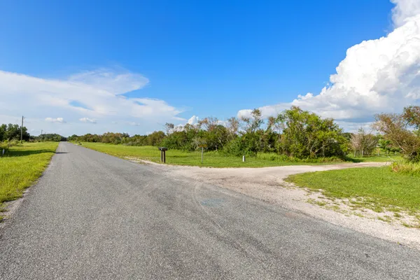 $242,000 | 38203 8th Street East, Myakka City, FL 34251