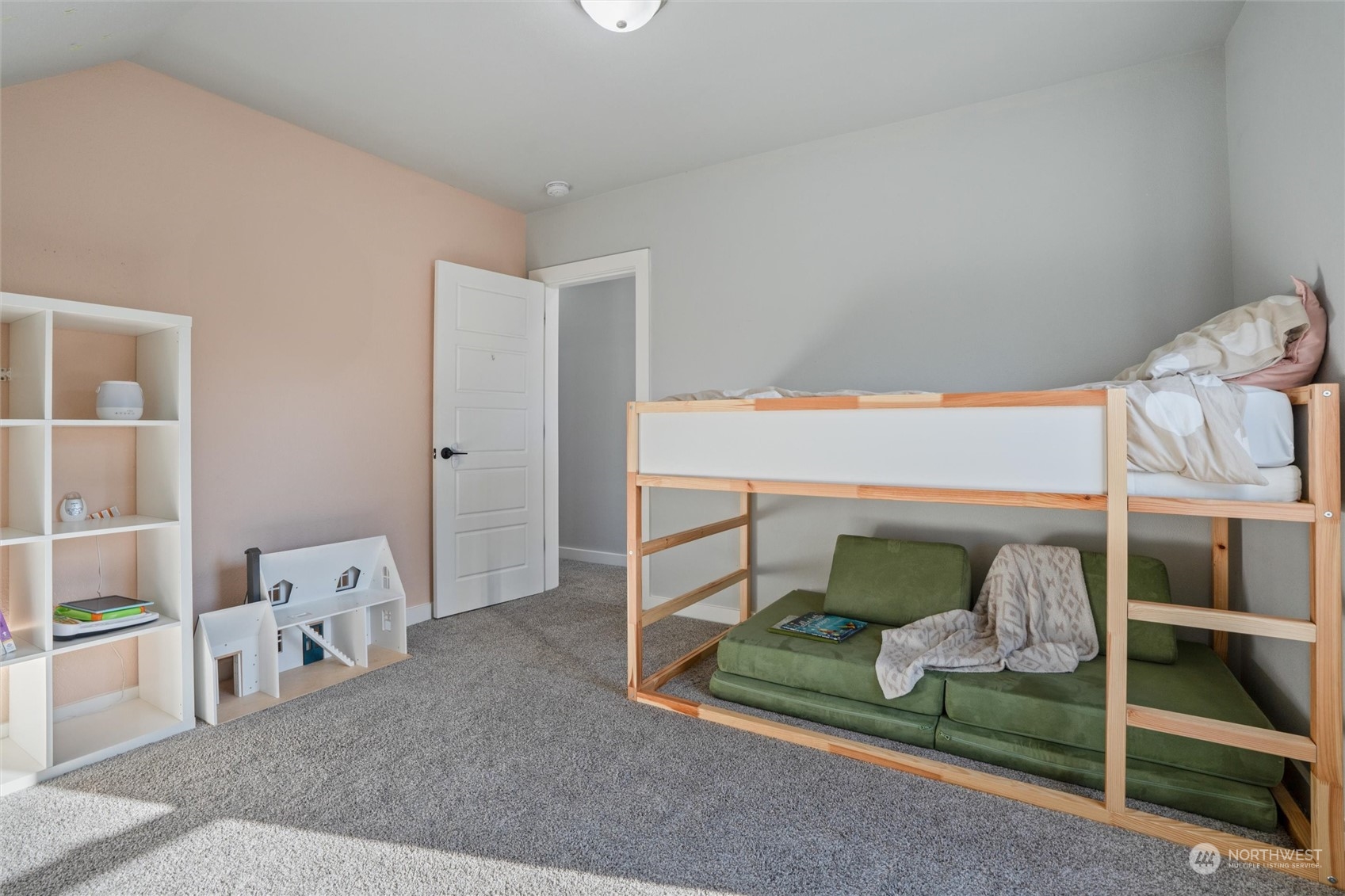 10778 Olalla Valley Road Southeast Olalla, WA 98359 - Photo 23 of 40 Gallery Image 23
