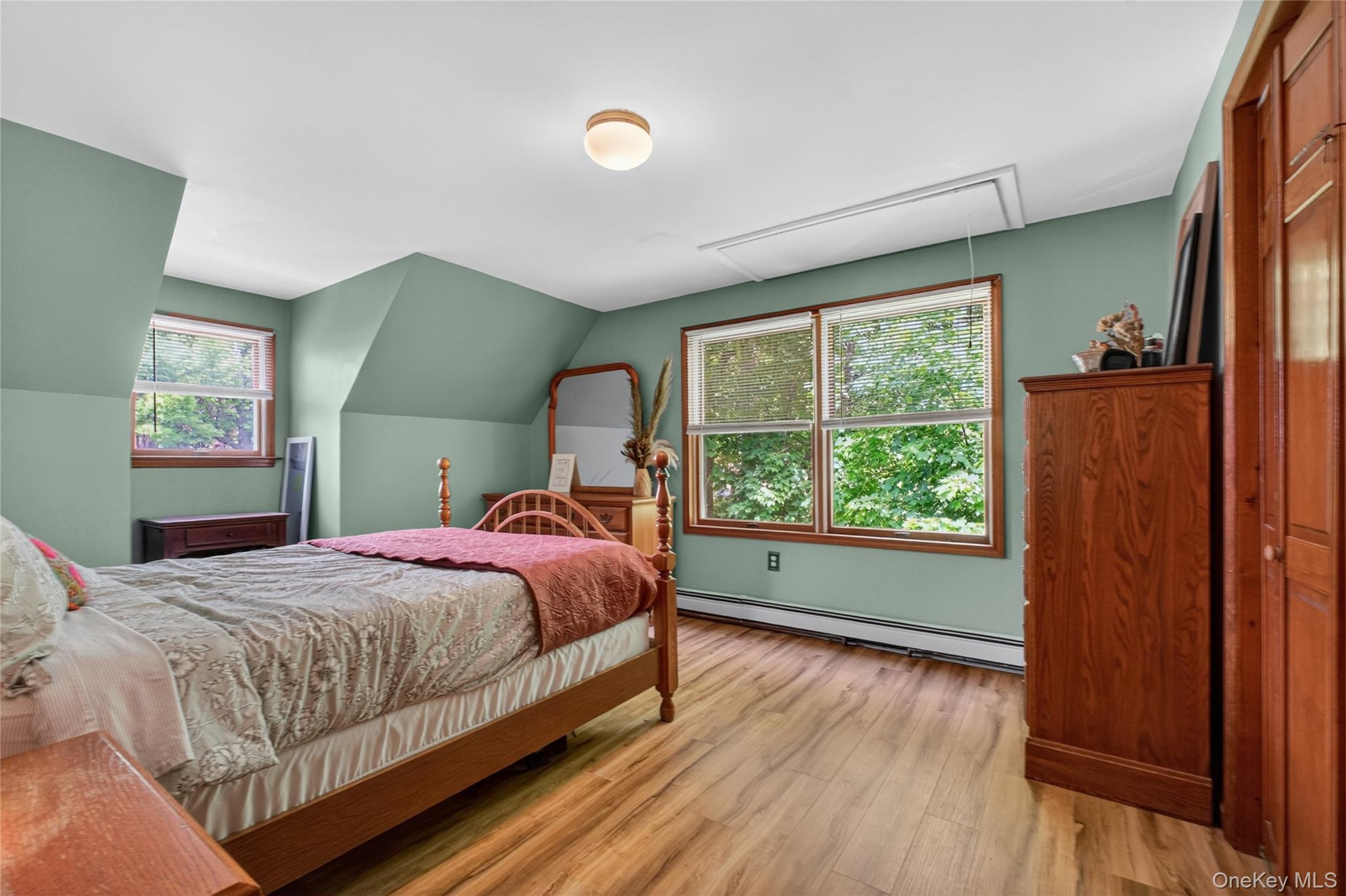 127 Belvedere Road Beacon, NY 12508 - Photo 18 of 37 a bedroom with a large bed and a window