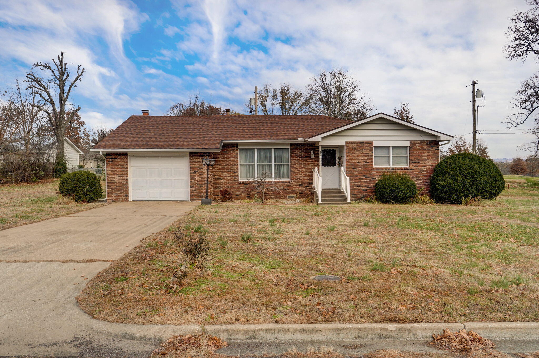 130 East Hazel Street Monett, MO 65708 - Photo 1 of 1 130 Hazel Street-2