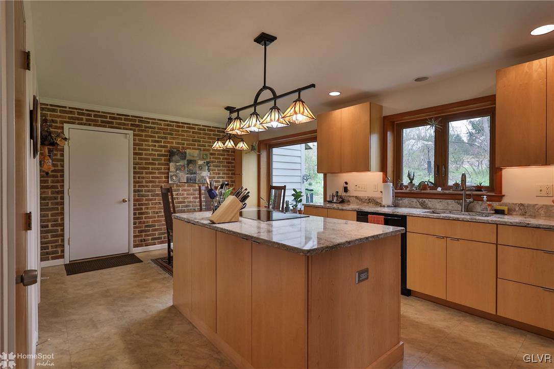 6338 Ridge Road Zionsville, PA 18092 - Photo 17 of 50 Gallery Image 17