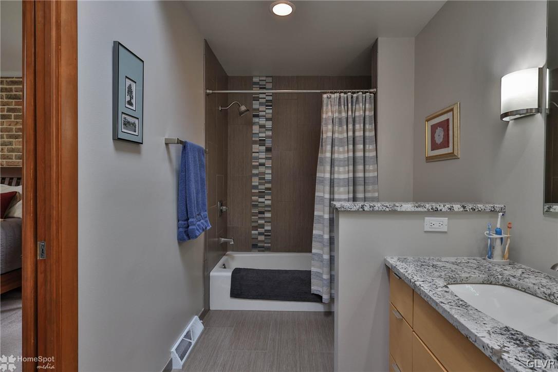 6338 Ridge Road Zionsville, PA 18092 - Photo 30 of 50 Gallery Image 30