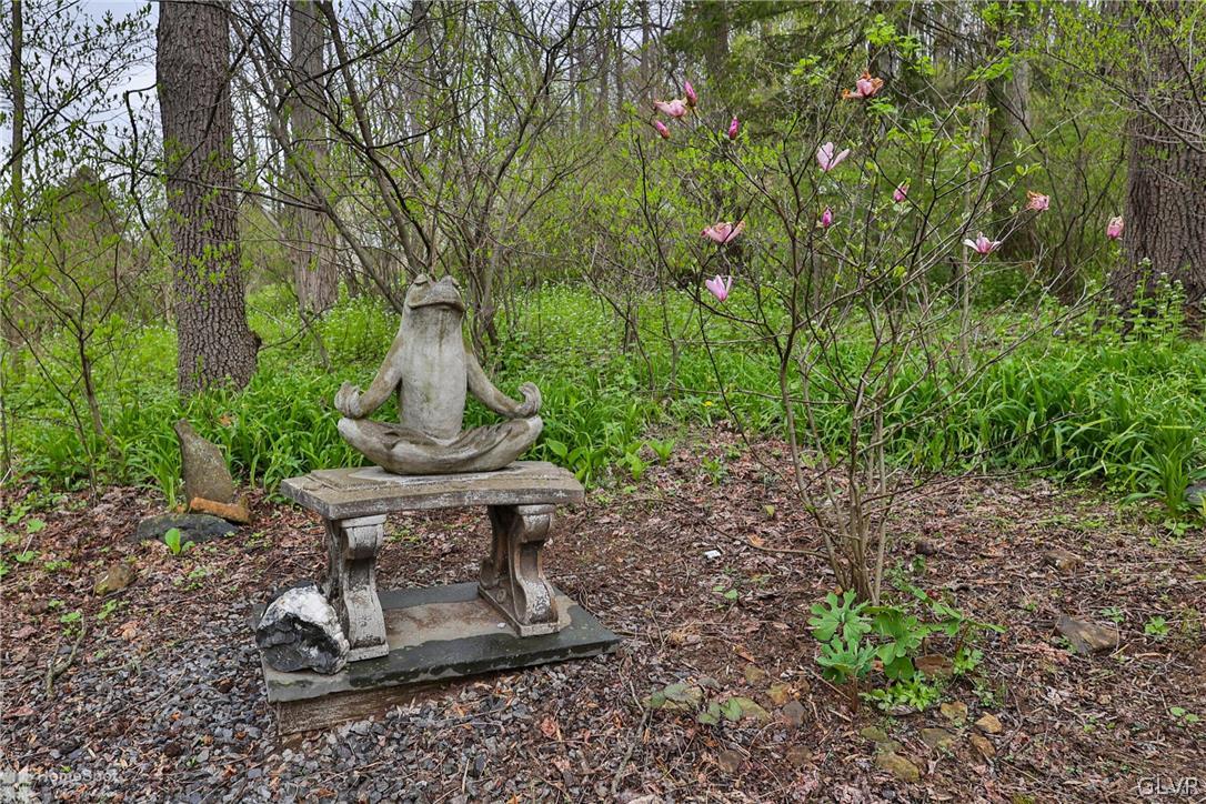 6338 Ridge Road Zionsville, PA 18092 - Photo 47 of 50 Gallery Image 47