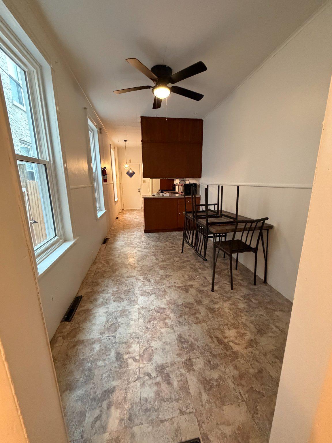 928 Mulberry Street Reading, PA 19604 - Photo 5 of 21 Bright and dining space.
