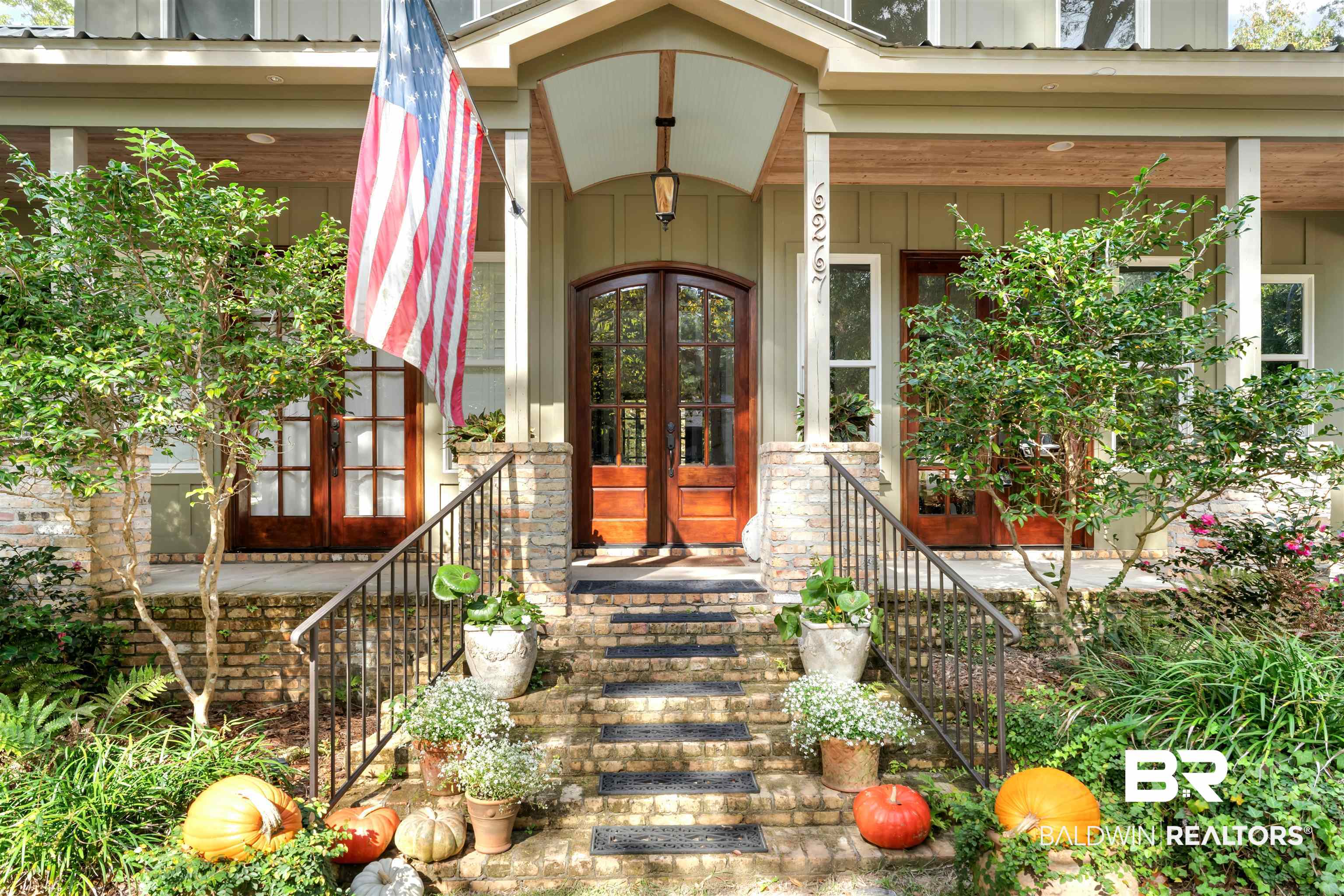 6267 Nelson Drive Fairhope, AL 36532 - Photo 2 of 51