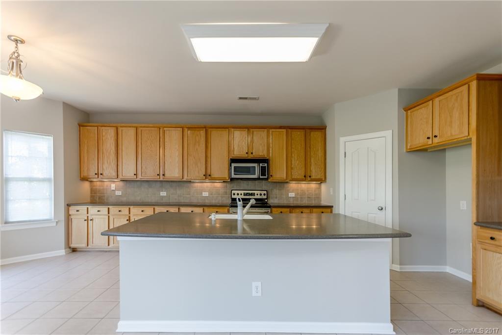 10405 Newbridge Road Charlotte, NC 28278 - Photo 6 of 24 Gallery Image 6