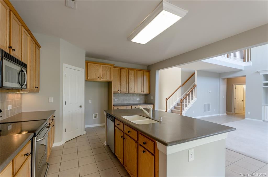 10405 Newbridge Road Charlotte, NC 28278 - Photo 8 of 24 Gallery Image 8