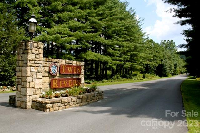1736 Twin Rivers Drive Boone, NC 28607 - Photo 48 of 48 a sign board with a house