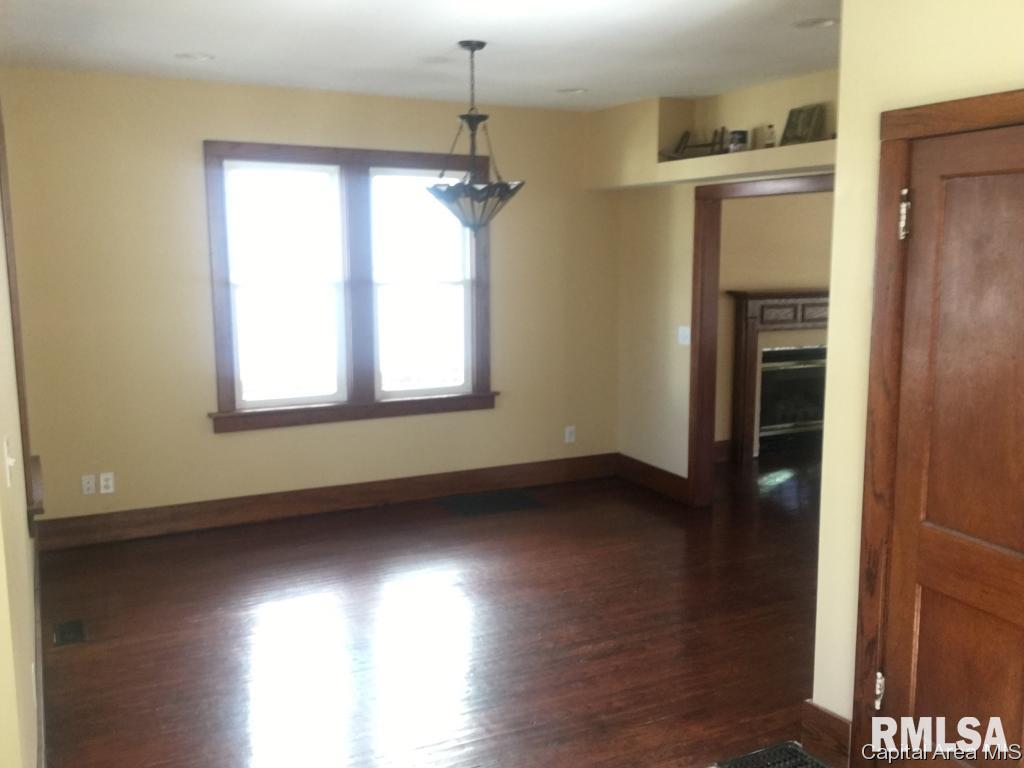 1443 North 5th Street Springfield, IL 62702 - Photo 4 of 22